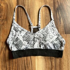 Victoria’s Secret PINK Ultimate Sports Bra Size XS